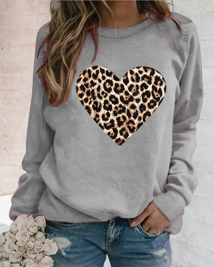 Lenka - Elegantes Sweatshirt mit Leopardenherz-Print