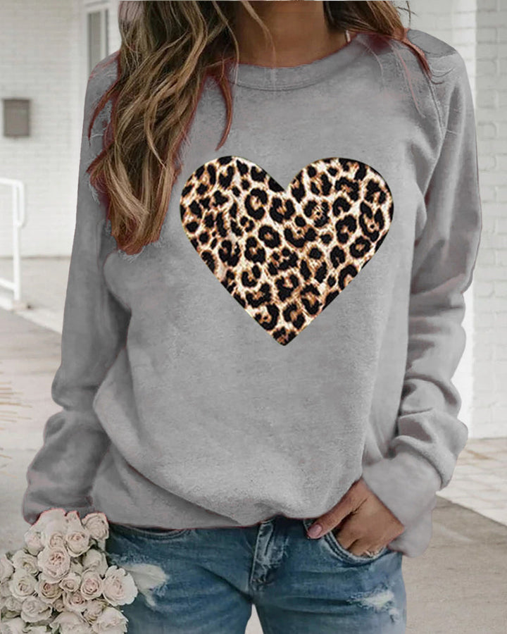 Lenka - Elegantes Sweatshirt mit Leopardenherz-Print